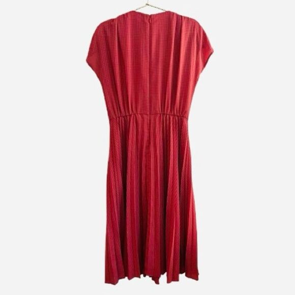 Gal Meets Glam Pleated Midi Sundress - Picture 10 of 10